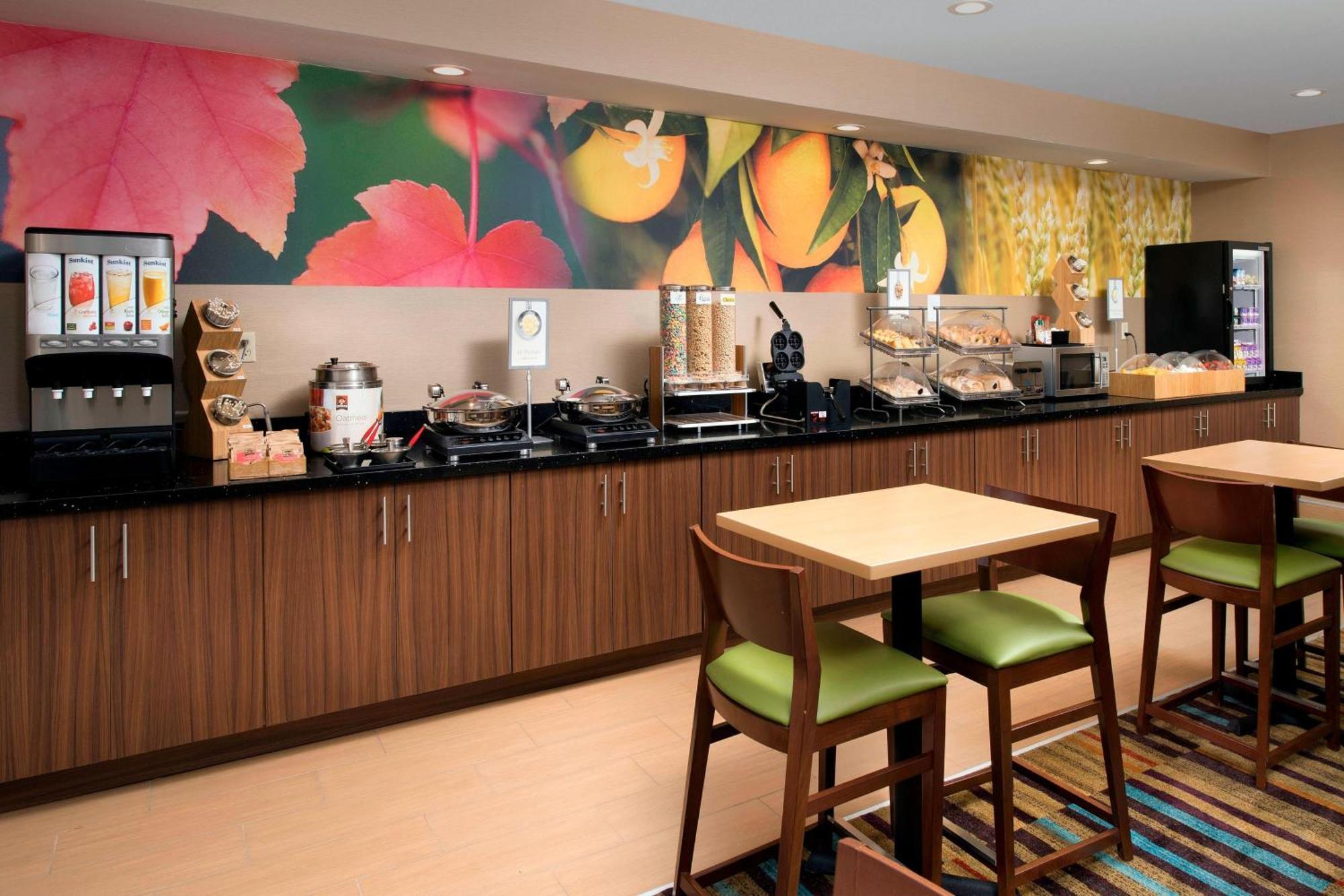 Fairfield Inn & Suites By Marriott Albuquerque Airport מראה חיצוני תמונה
